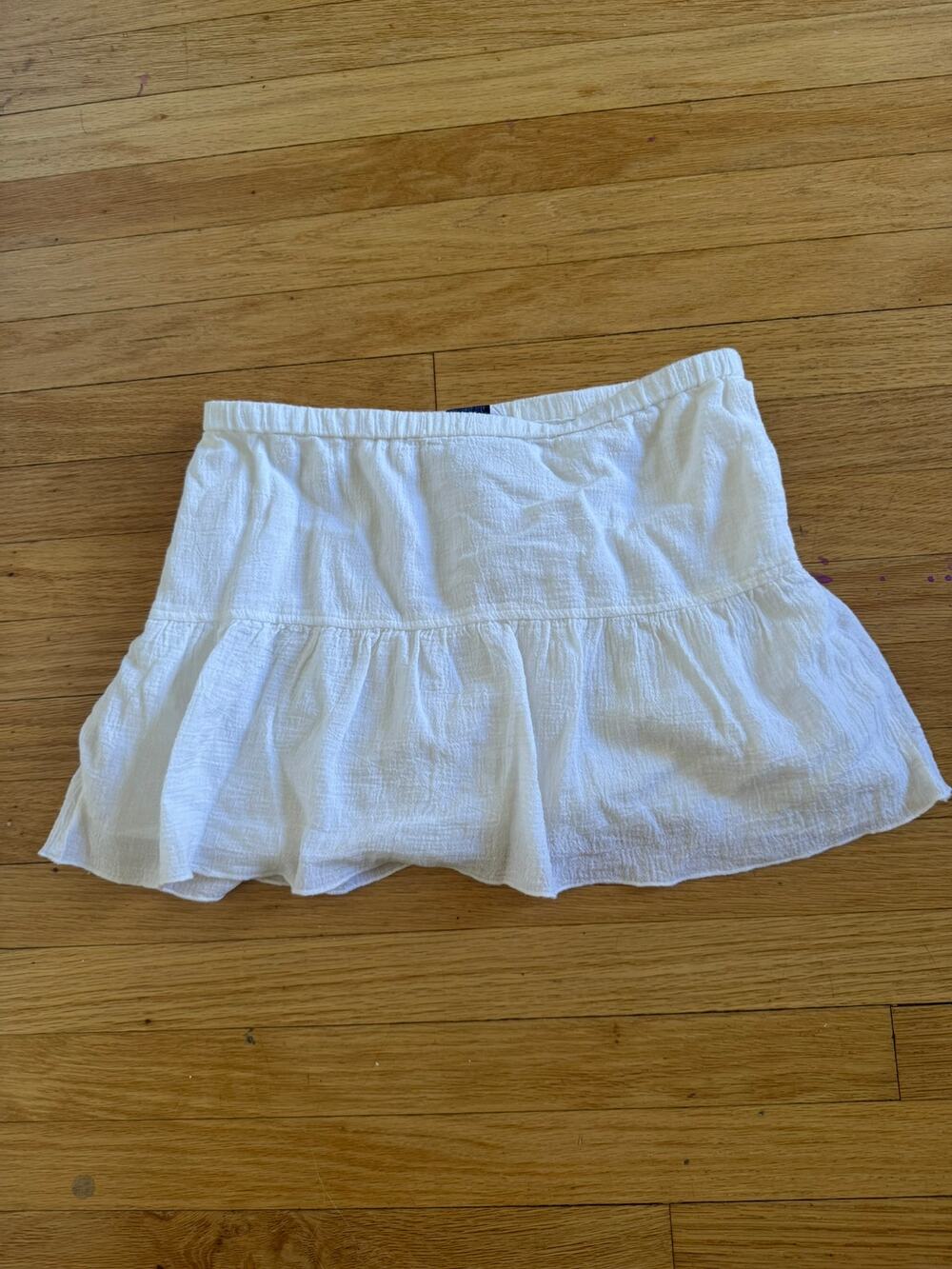 ABERCROMBIE Tiered ruffle mini skirt in White M